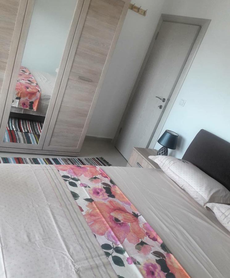 Topla Herceg Novi Luaran gambar